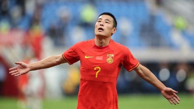 与鬼神一起跳舞