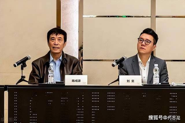 娇小11一12╳yⅹ╳毛片