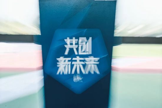 裸体打屁股speaking网站