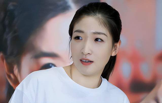 新来的女律师